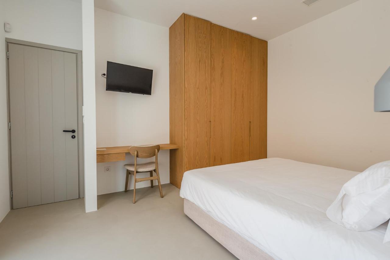 Amarelo Suites Klouvas Luaran gambar