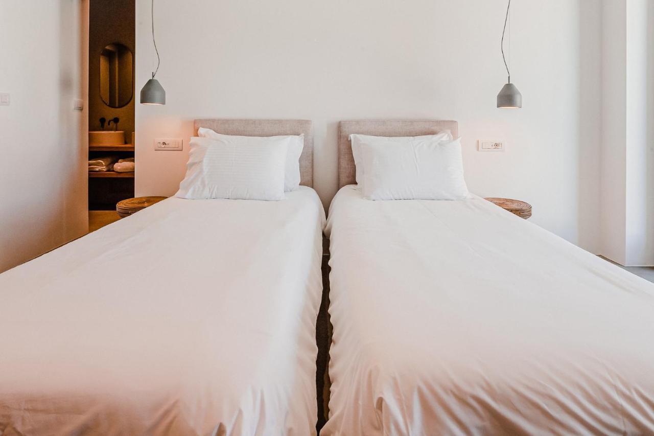 Amarelo Suites Klouvas Luaran gambar